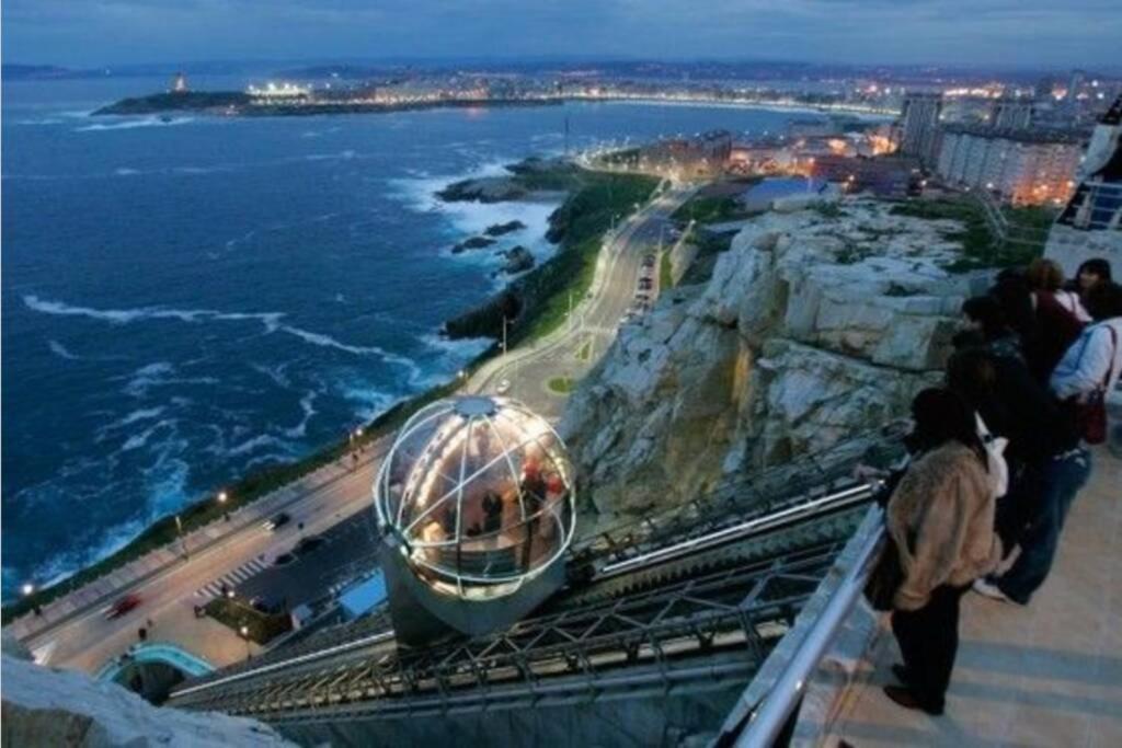 El Apartamento De Marta A Coruna Bagian luar foto