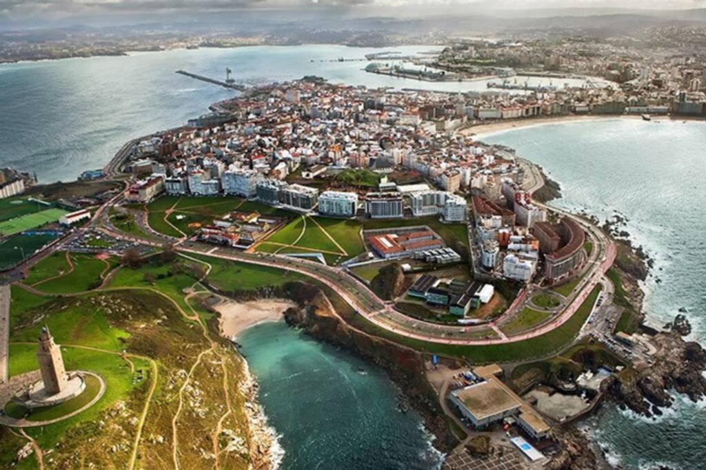 El Apartamento De Marta A Coruna Bagian luar foto