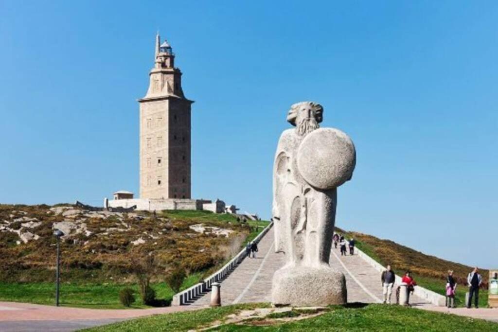 El Apartamento De Marta A Coruna Bagian luar foto