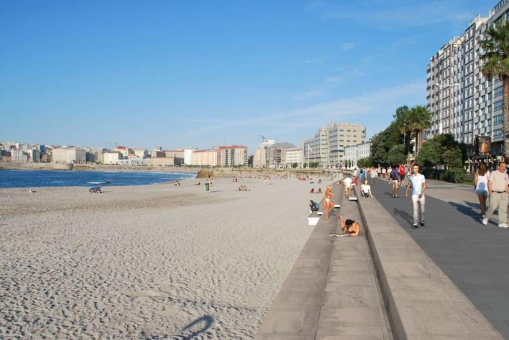 El Apartamento De Marta A Coruna Bagian luar foto
