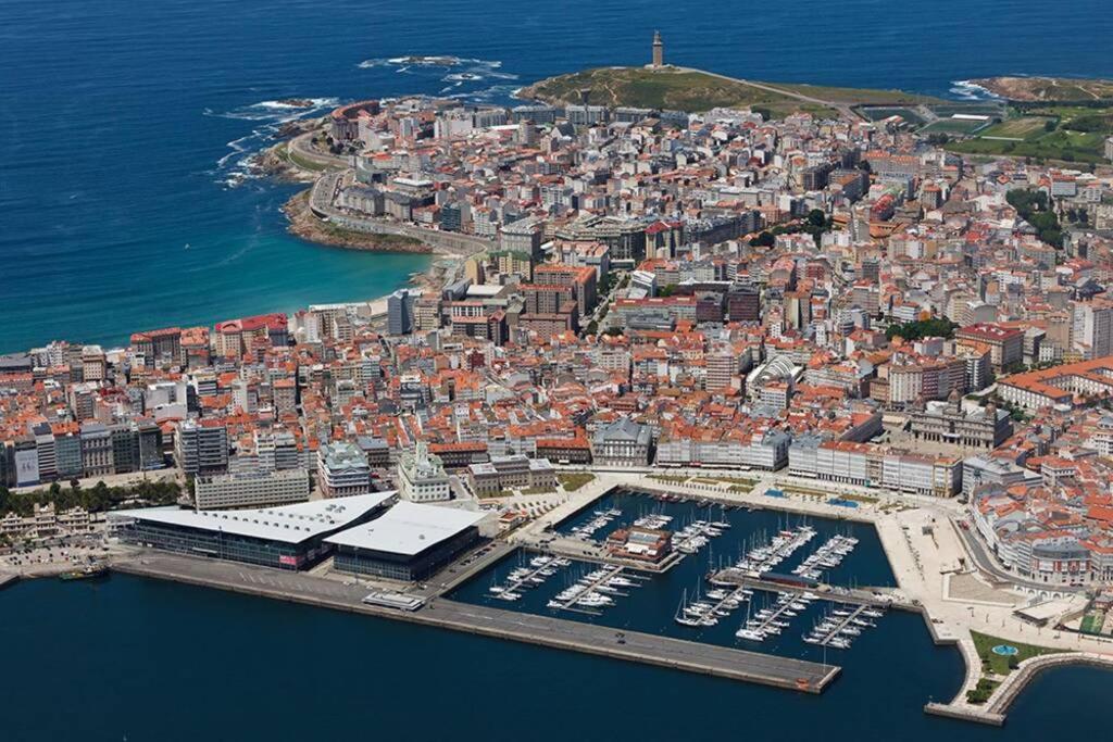 El Apartamento De Marta A Coruna Bagian luar foto