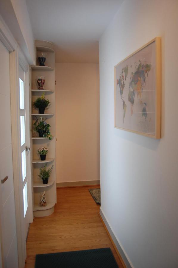 El Apartamento De Marta A Coruna Bagian luar foto