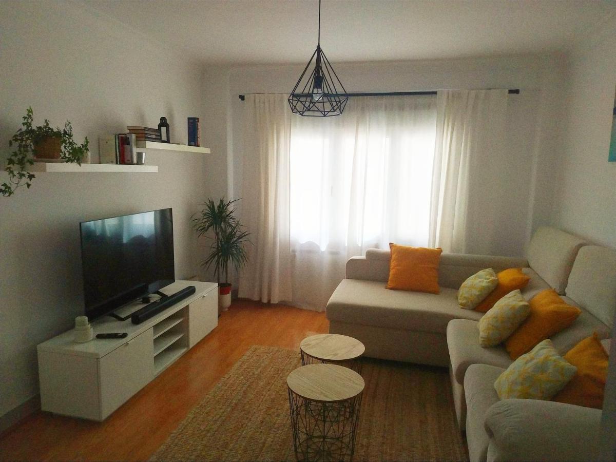 El Apartamento De Marta A Coruna Bagian luar foto